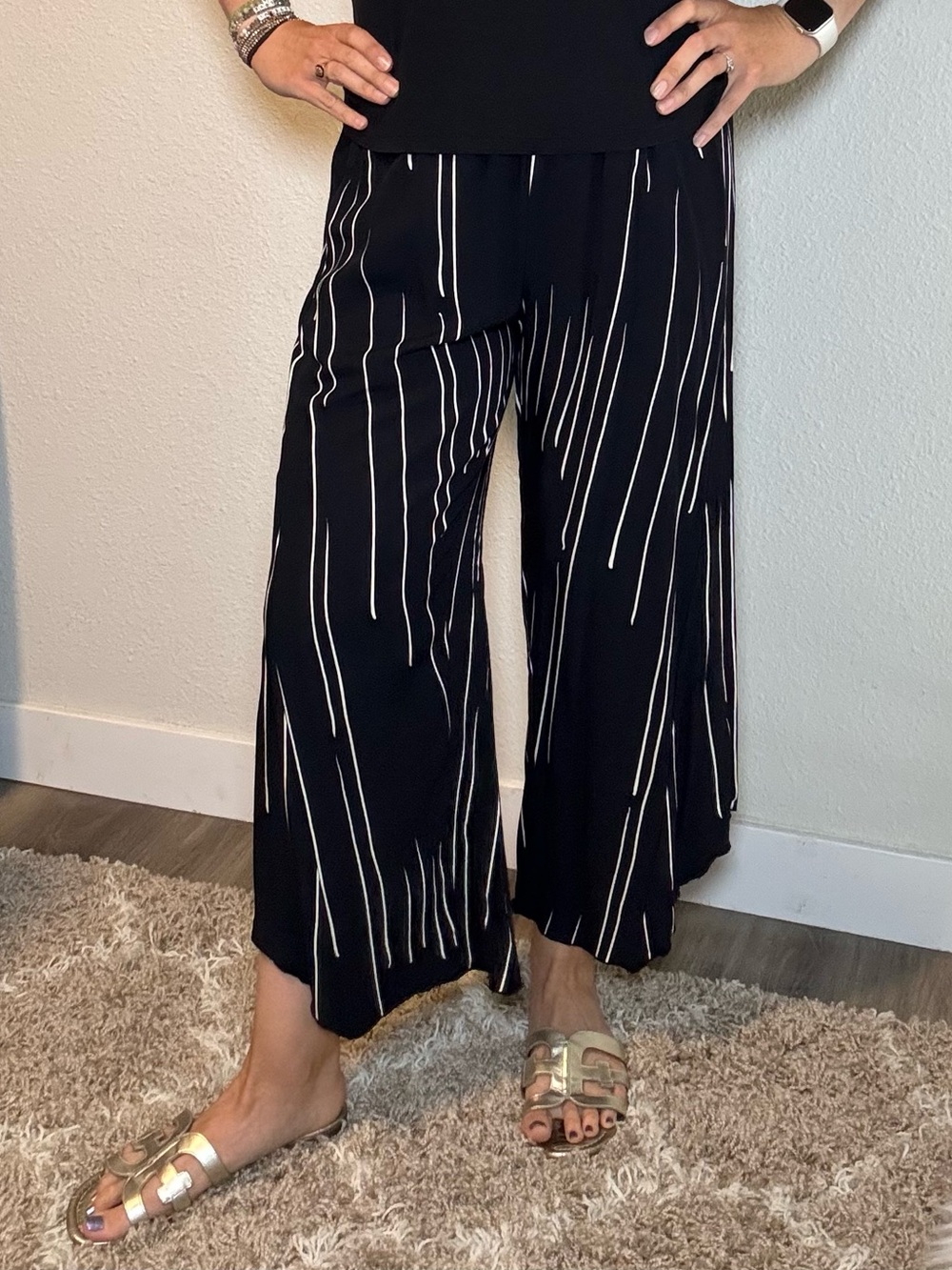 NWT Lyng Flowy Wide Leg Striped Cropped Pants